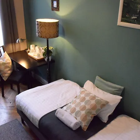 Blooms Boutique By Friendly