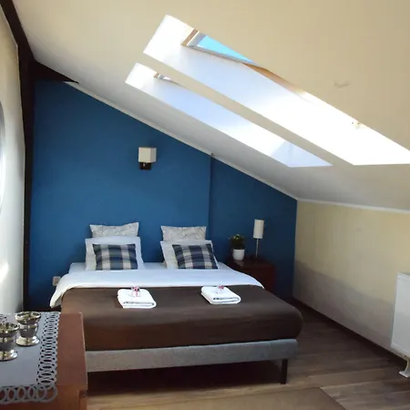 Blooms Boutique Hostel By Friendly Apartments Poznan