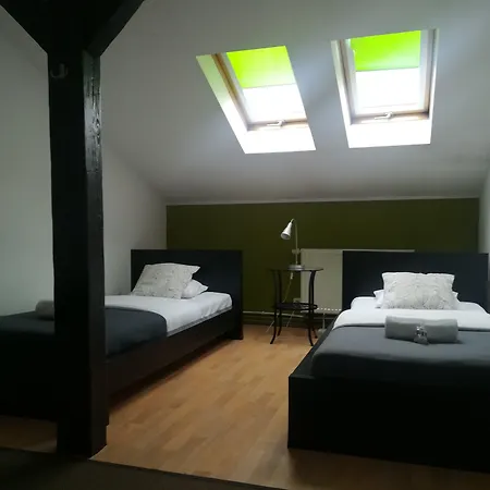 Blooms Boutique By Friendly ホステル