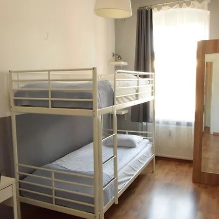 Blooms Boutique Hostel By Friendly Apartments Hostel *