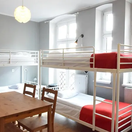 Hostel Blooms Boutique Hostel By Friendly Apartments Poznan