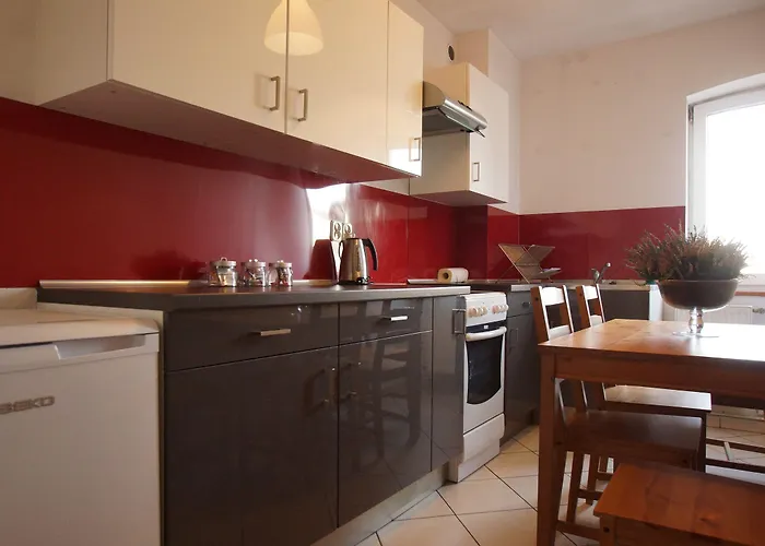 Blooms Boutique By Friendly