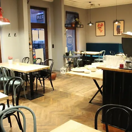 Hostel Blooms Boutique By Friendly Poznań