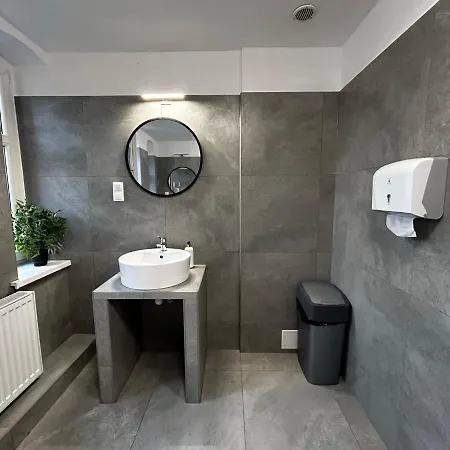 Blooms Boutique By Friendly אכסניה פוזנן