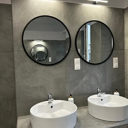 Hostal Blooms Boutique By Friendly Poznan