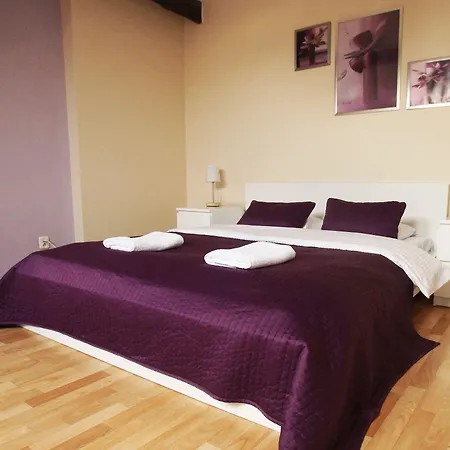 Blooms Boutique By Friendly אכסניה