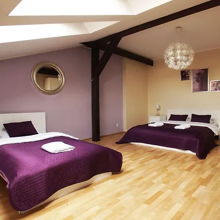 Blooms Boutique By Friendly Hostel *