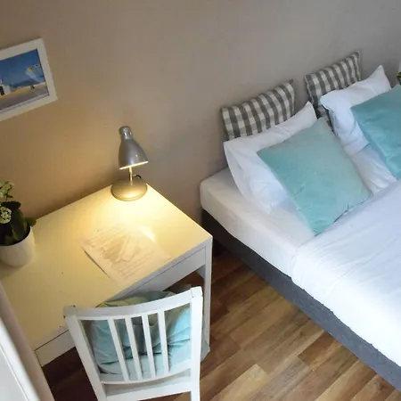 Blooms Boutique By Friendly Hostel