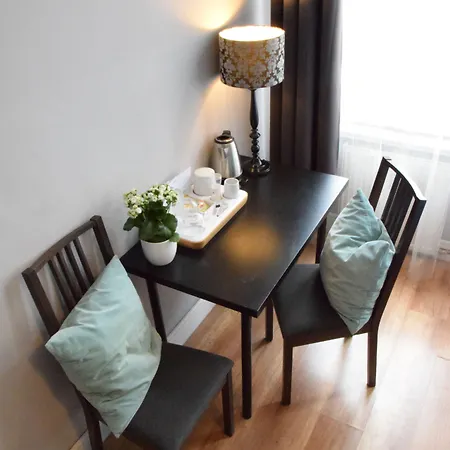 Hostel Blooms Boutique By Friendly Poznan