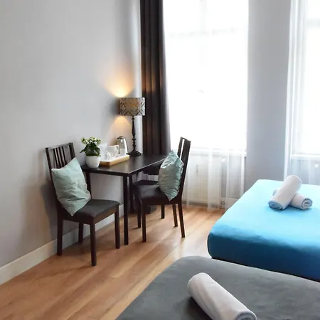 Blooms Boutique By Friendly Hostel