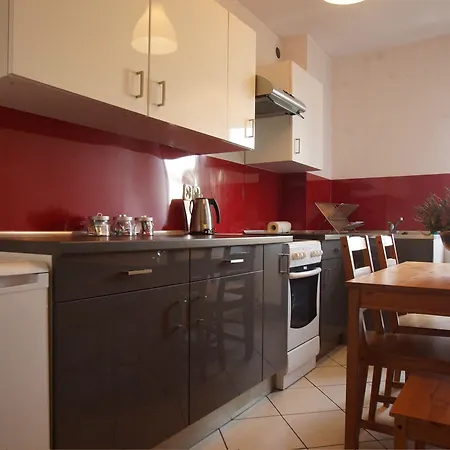 Blooms Boutique By Friendly