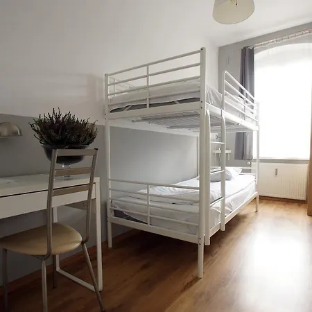 אכסניה Blooms Boutique By Friendly