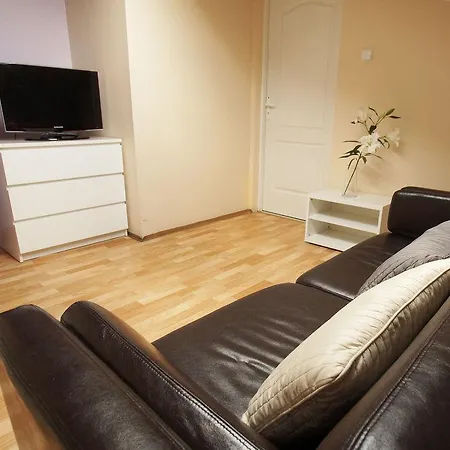 호스텔 Blooms Boutique By Friendly 포즈난