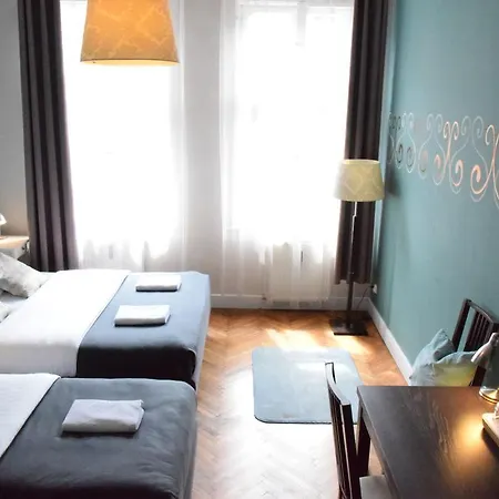 Hostel Blooms Boutique By Friendly Poznań