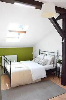 Blooms Boutique By Friendly Hostal