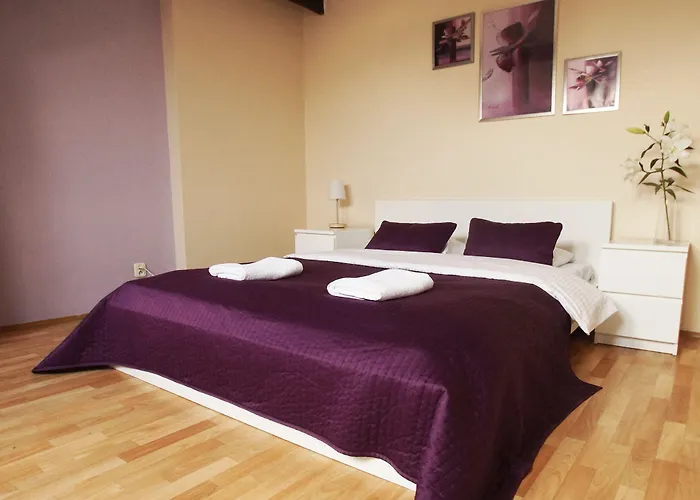 Blooms Boutique By Friendly Hostel