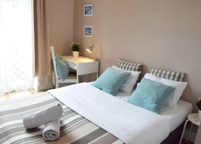 Blooms Boutique By Friendly Hostel