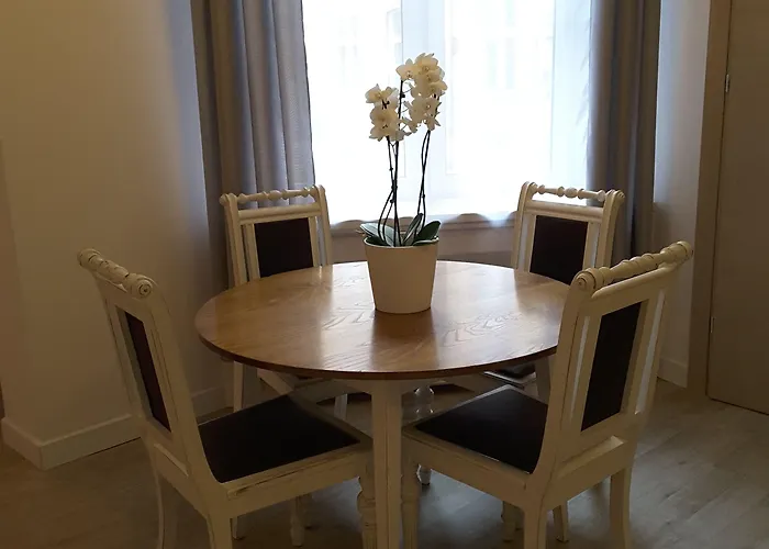 Blooms Boutique By Friendly ホステル ポズナン