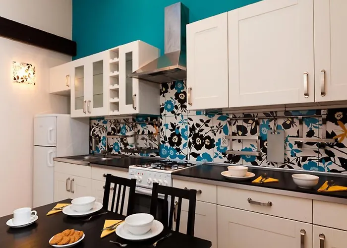 ホステル Blooms Boutique By Friendly *