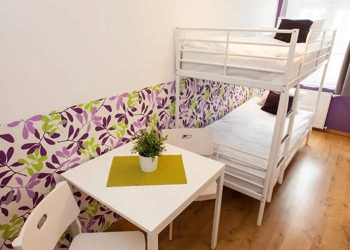 Blooms Boutique By Friendly Hostel