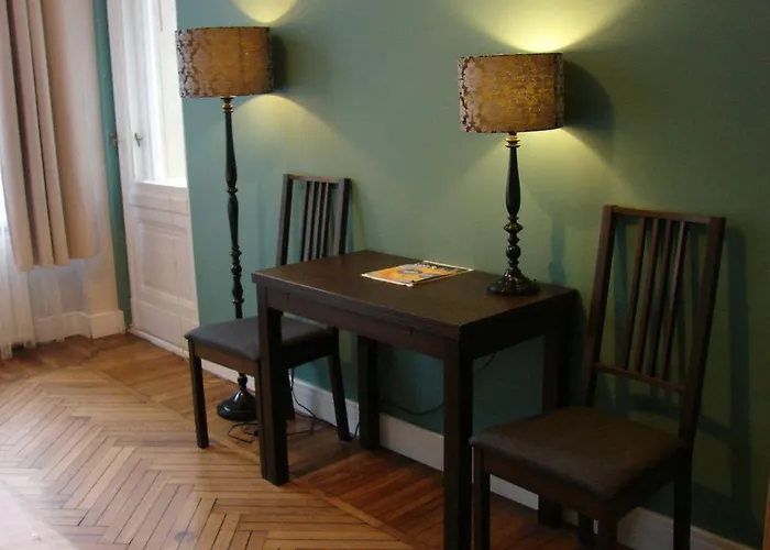 Blooms Boutique By Friendly Hostel