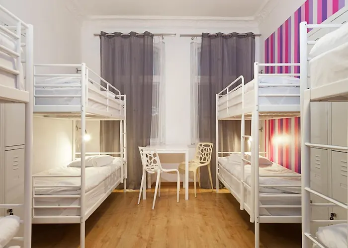 Blooms Boutique By Friendly Hostel Poznan